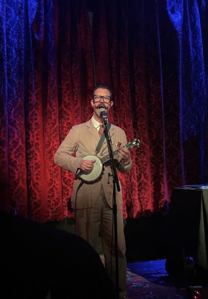 Mr B (The Gentleman Rhymer)